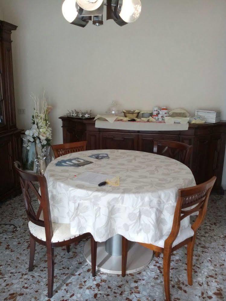 Casa Emanuela Bed and Breakfast Piazzola sul Brenta Εξωτερικό φωτογραφία